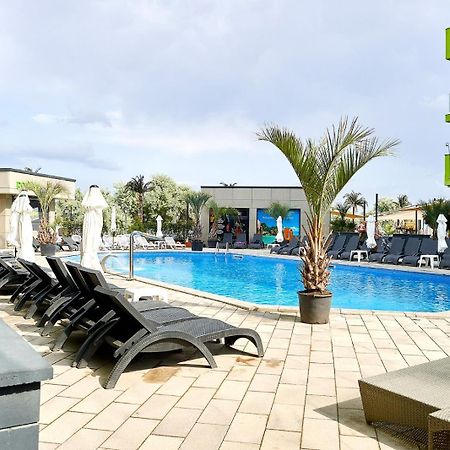 Evelyn'S Apartment Spa&Pool Beach Resort Mamaia Exterior foto