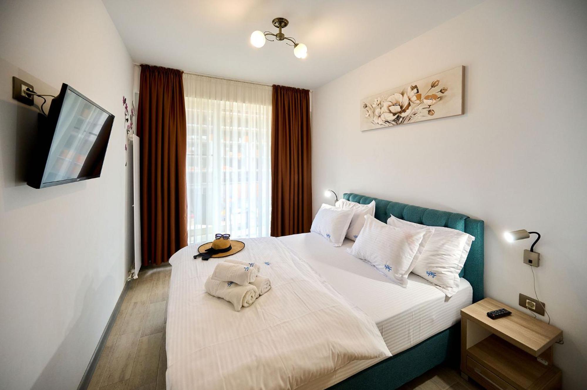 Evelyn'S Apartment Spa&Pool Beach Resort Mamaia Exterior foto
